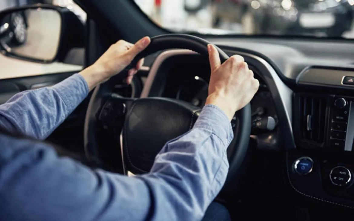 Studi di Inggris Ungkap Banyak Pengemudi Tak Tahu Cara Pakai Fitur Canggih Mobil